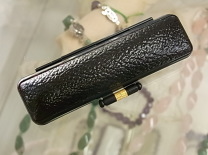 �V�����ł��B�V�����}���`�Ɏg����i���P�[�X�ł��B�L���[�e�B�p�n�Ccase.