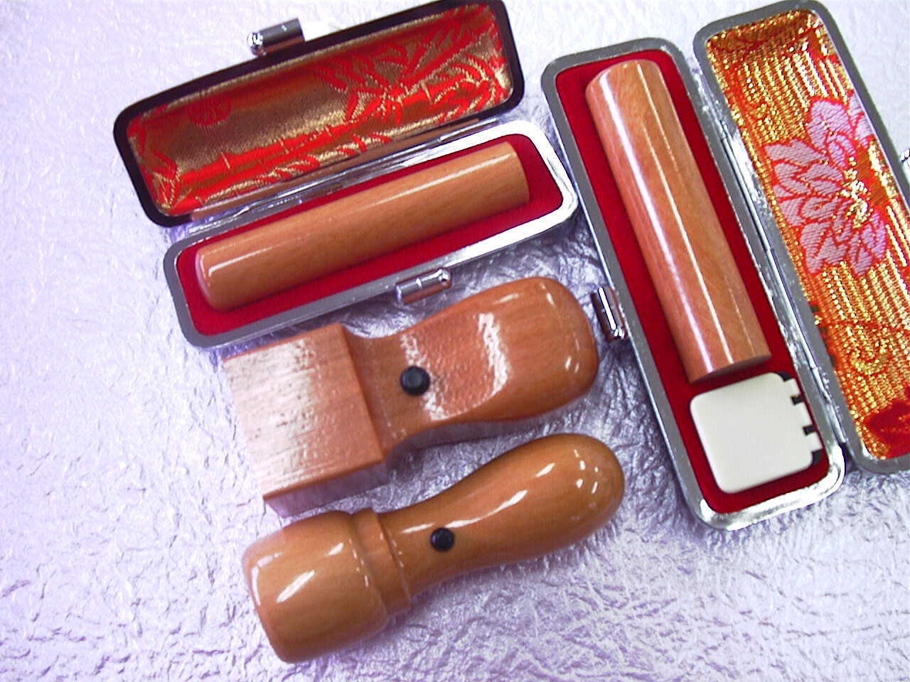 ���̒��܂�؂̃n���R�I��A���v�X�Y�f�ށ@�I�m�I���J���o�͂񂱂ł��I